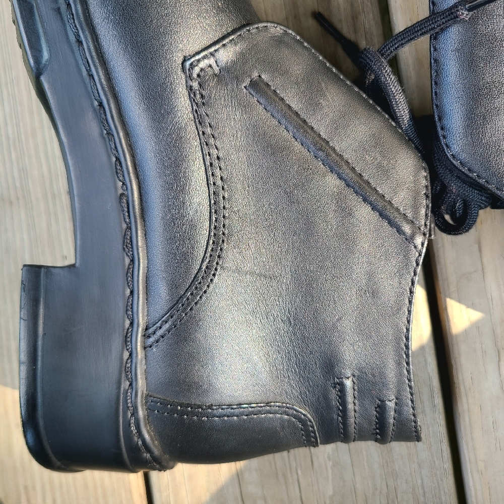 VINTAGE 90's Style Covington Womens Ankle Lace Up Earth Sole Boots 7 1/2 Black - Picture 11 of 11